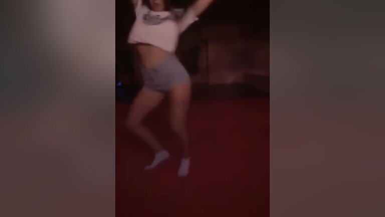 Russian Teen Twerking In Shorts